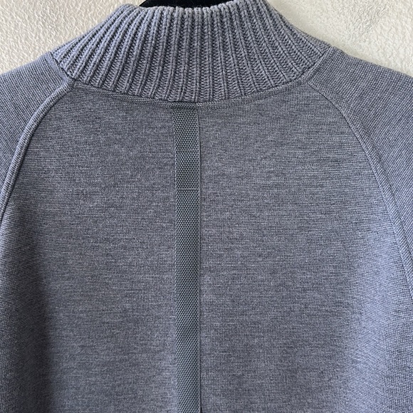 Lululemon Navy Blue Puffer Gray Sweater Zip Up Jacket Size Large - Picture 8 of 12